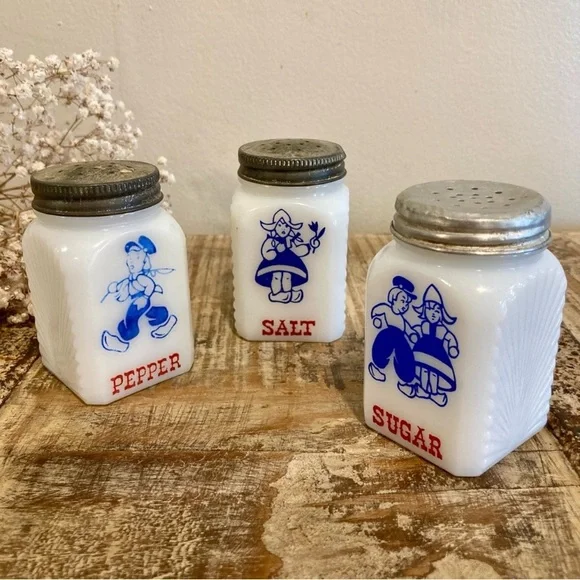 1940s Vintage Milk Glass Salt, Pepper, & Sugar Shakers Dutch Boy Girl Spice Jars - Picture 11 of 13
